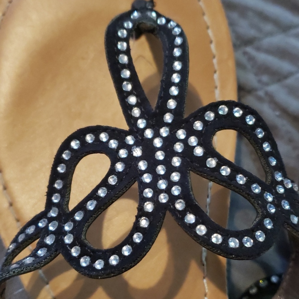 Sandals - Picture 2 of 2